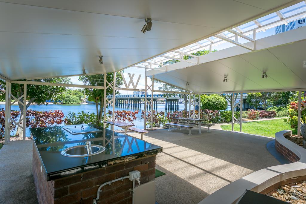 Waterways Apartments Surfers Paradise Extérieur photo