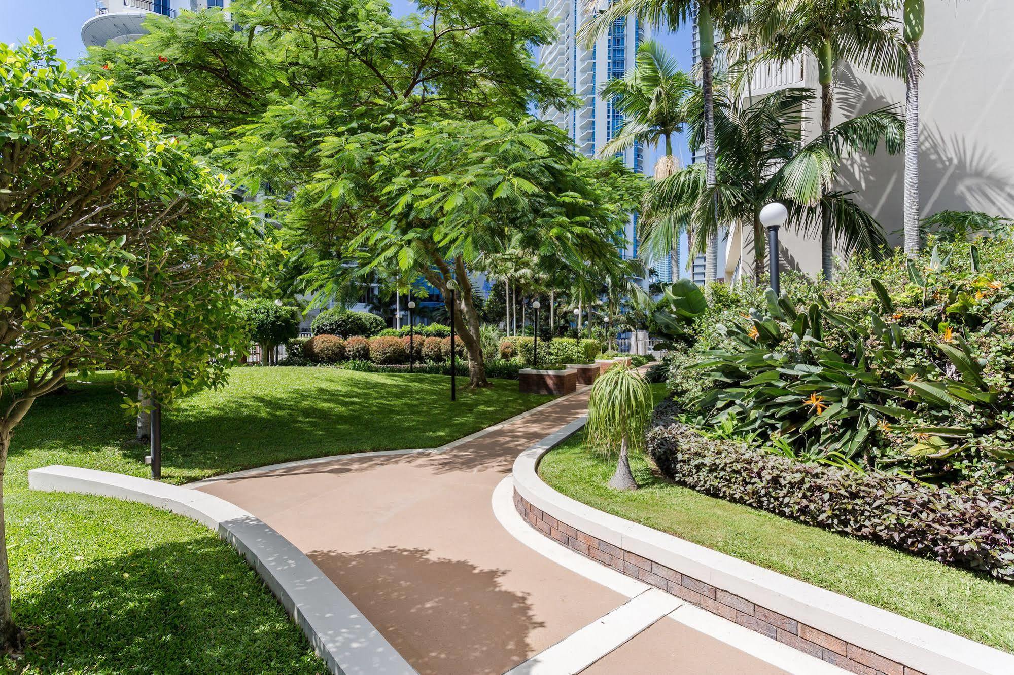 Waterways Apartments Surfers Paradise Extérieur photo